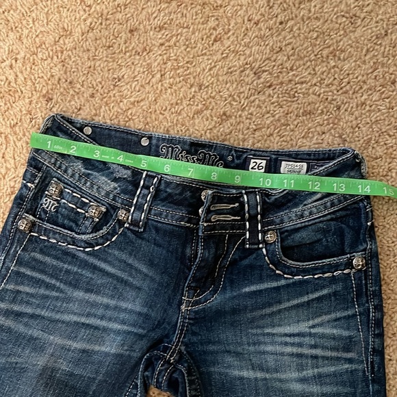Miss me jeans size 26- 98% cotton and 2% Elastin- - Picture 7 of 9